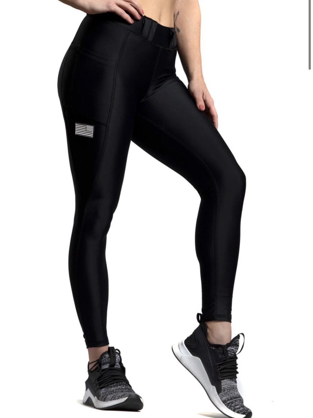 High-Rise Black Performance Leggings with Side Pocket